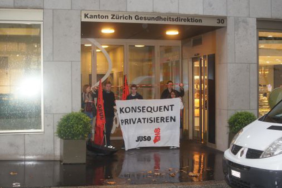 JUSO blockiert Gesundheitsdirektion
