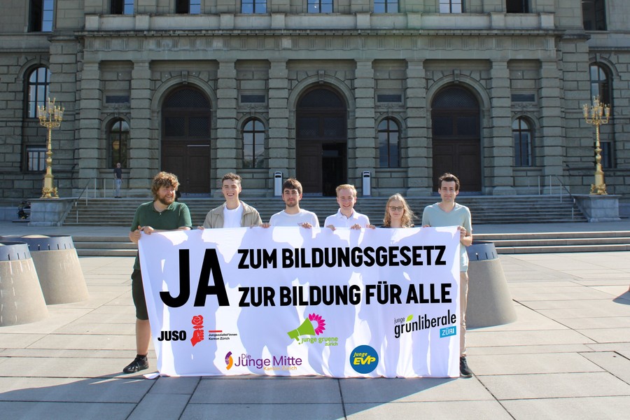 Jungparteien stellen sich hinter das Bildungsgesetz